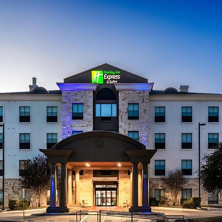 Holiday Inn Express & Suites Del Rio By Ihg Exterior foto