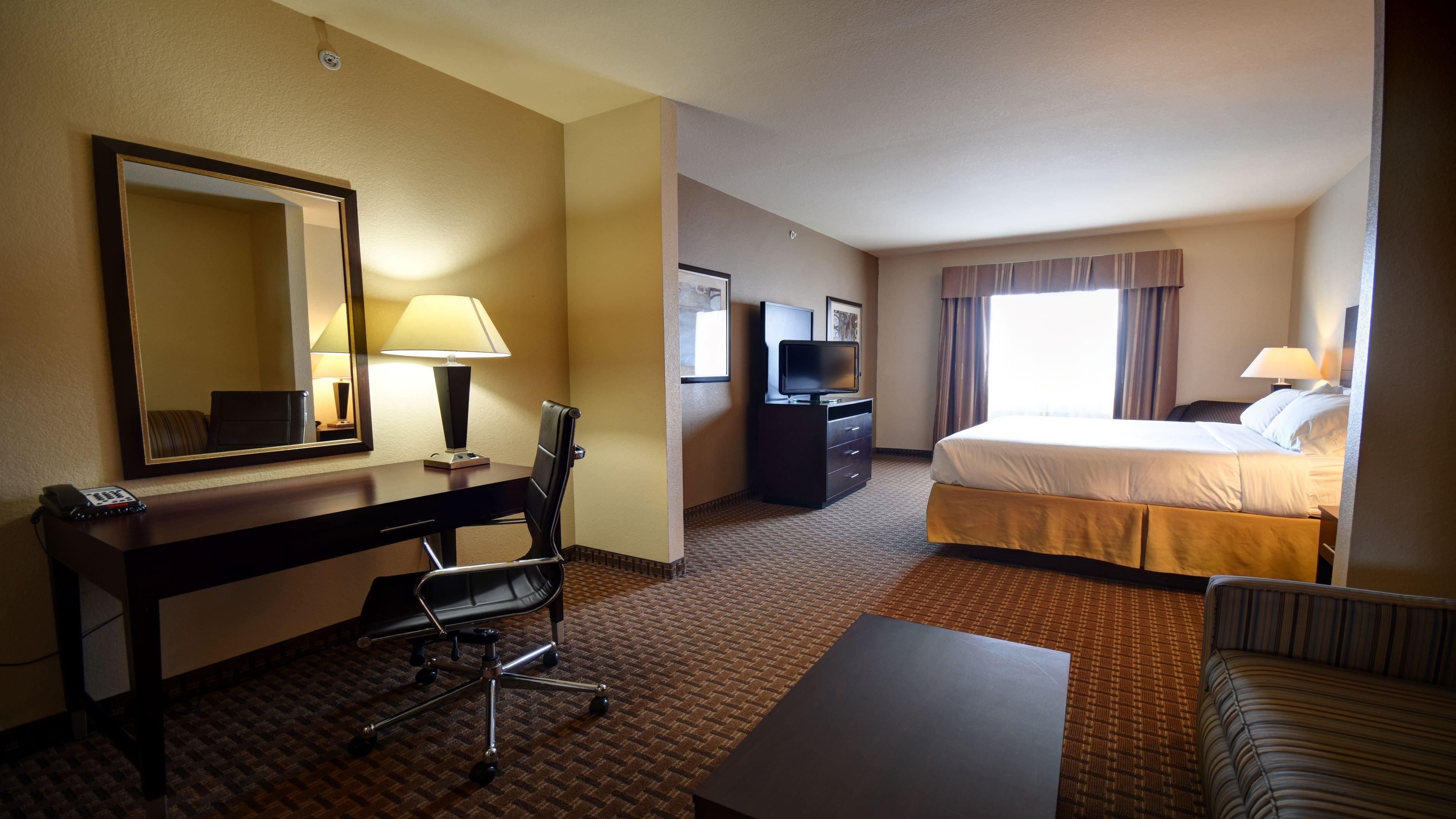 Holiday Inn Express & Suites Del Rio By Ihg Exterior foto